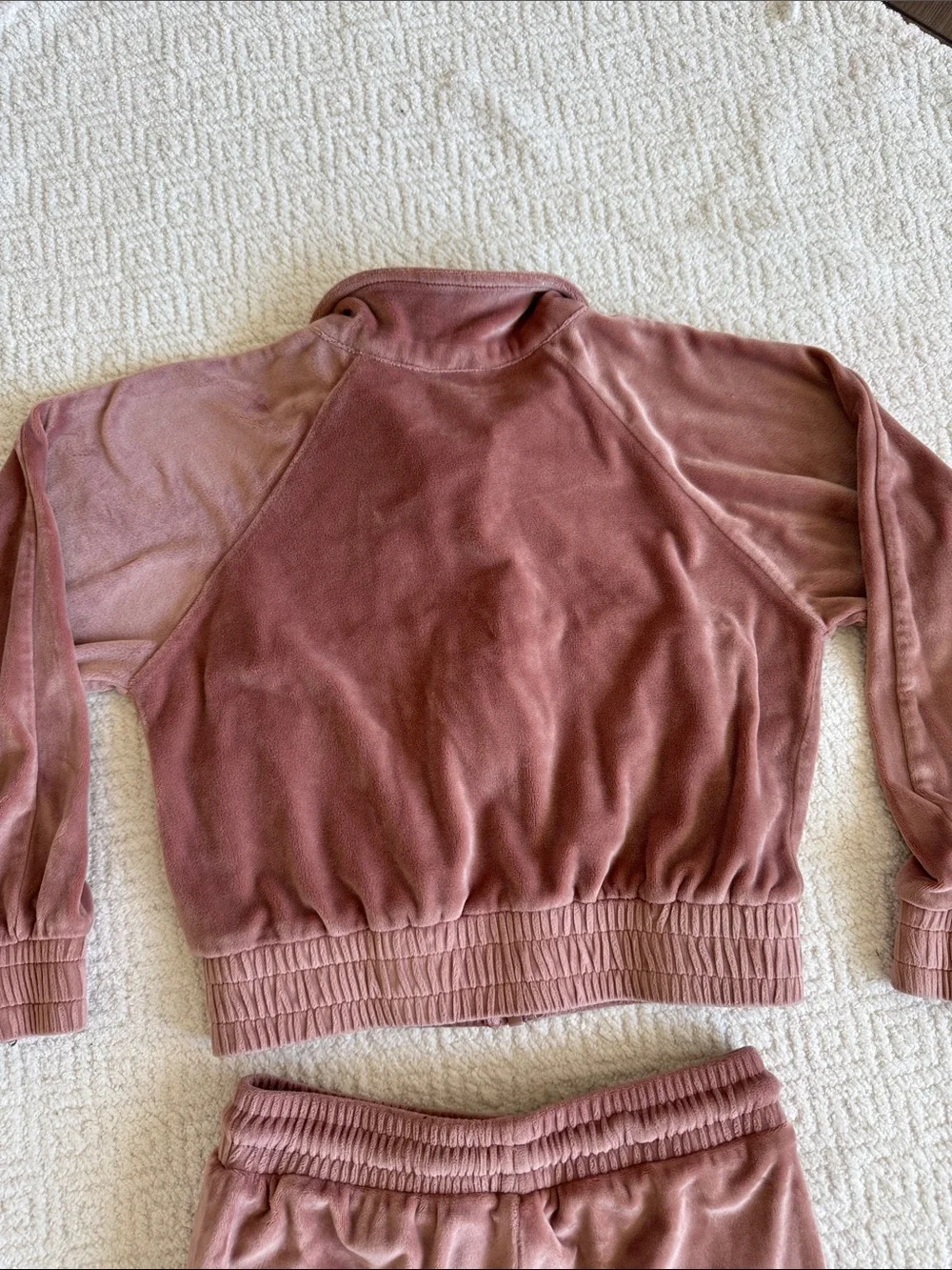 Guess plush velour